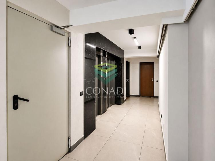 Apartament cu 3 camere decomandat, mobilat în Dacia