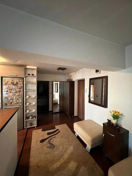 Apartament cu 2 camere decomandat în Trivale