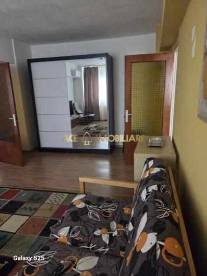 Apartament cu 2 camere semidecomandat, mobilat în Crângași