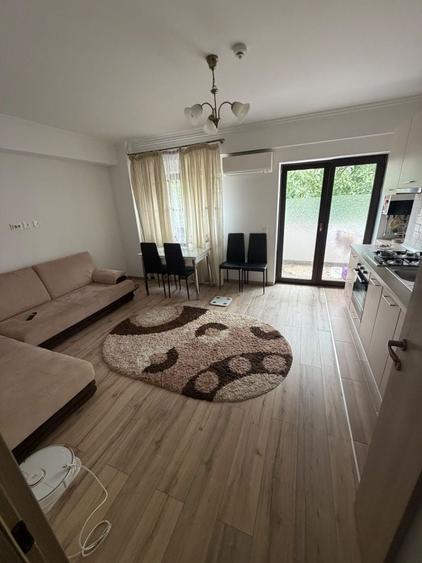 Apartament cu 2 camere decomandat în Exterior Vest