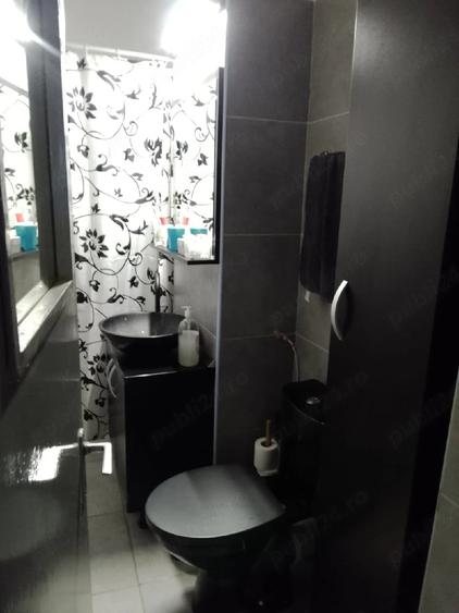 Apartament cu 4 camere decomandat în Rogerius