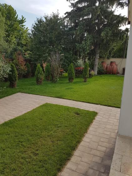 Casă cu 4 camere cu Canalizare în Ferme