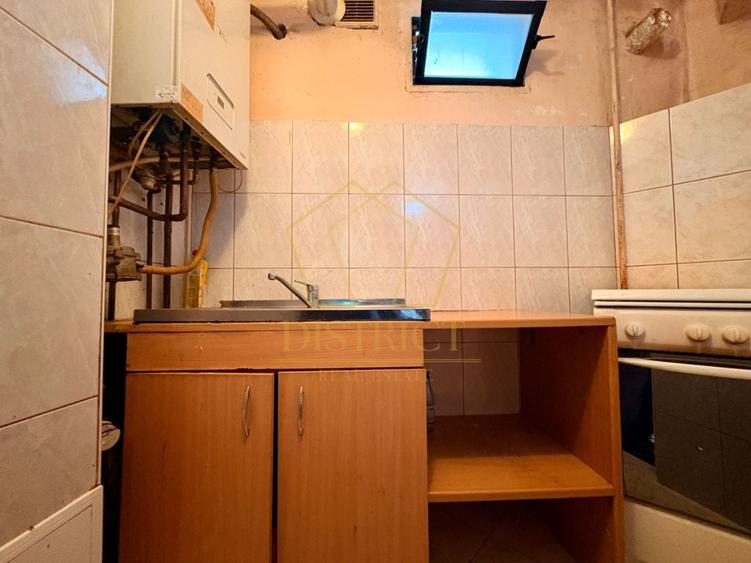 Apartament cu 3 camere decomandat, mobilat în Dorobanților