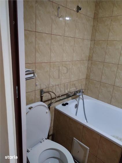 Garsonieră decomandată, mobilată în Bucovina