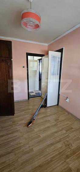 Apartament cu 2 camere semidecomandat, mobilat în 14 Mai