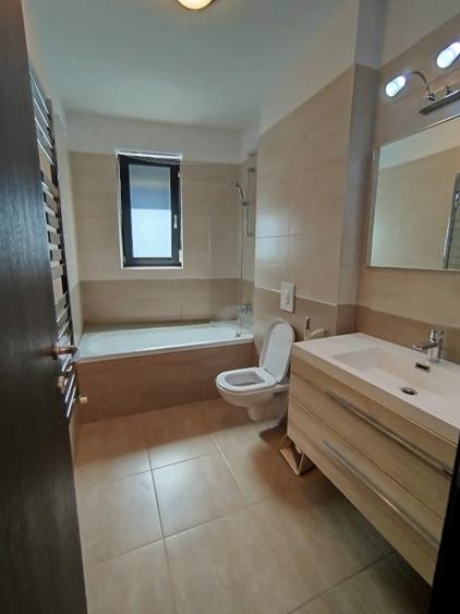 Apartament cu 2 camere decomandat, mobilat în Calea Călărașilor