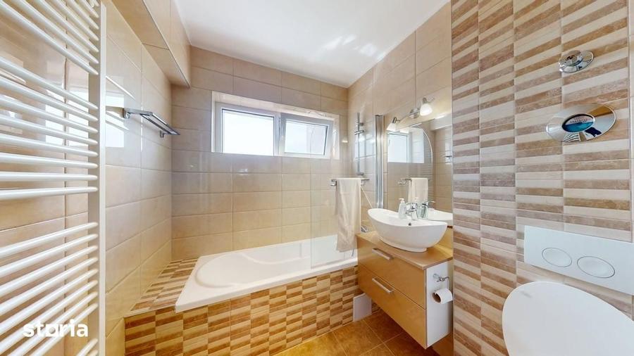 Apartament cu 3 camere decomandat în Vasile Aaron
