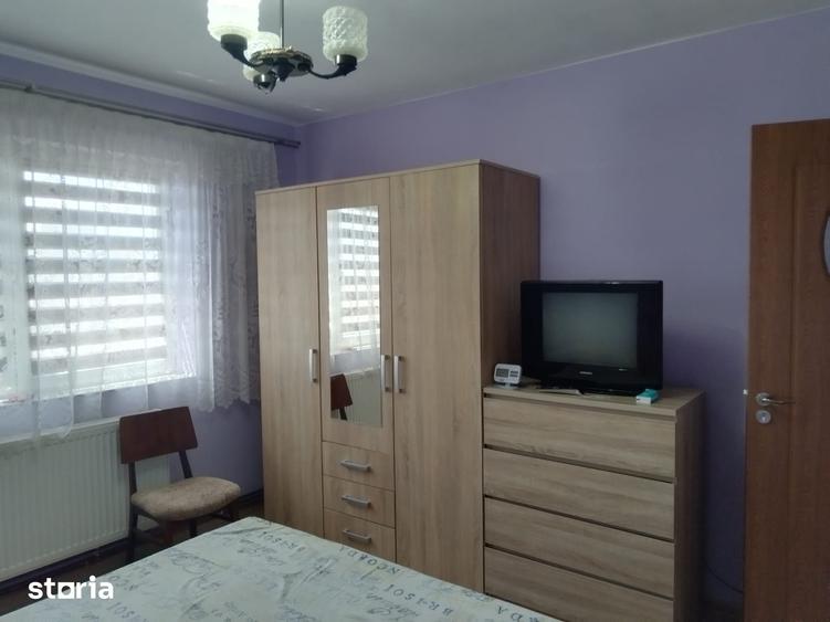 Apartament cu 2 camere decomandat în Republicii