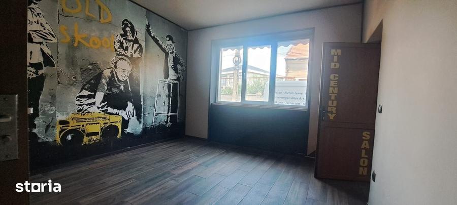 Spațiu comercial, de 78.3 mp, în Central