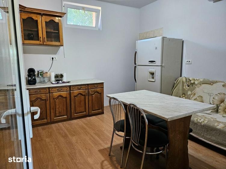 Casa din caramida, 2 dormitoare, 697 mp teren, Vladimirescu, jud Arad - 5