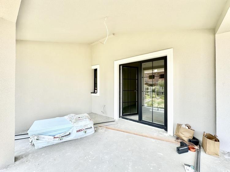 Duplex cu 3 camere cu Canalizare în Moșnița Nouă