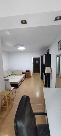Dau in chirie garsoniera in Oradea str Aluminei 74 D 5 - 7