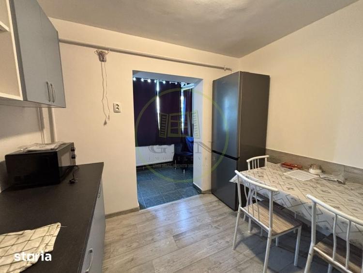 Apartament cu 2 camere decomandat în 1 Mai