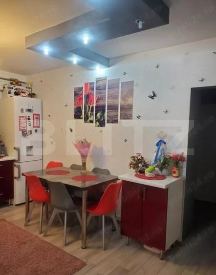 Apartament cu 3 camere decomandat, mobilat în Luduș