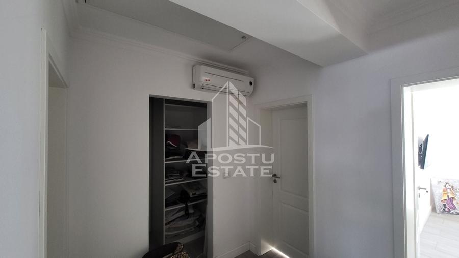 Duplex cu 4 camere cu Canalizare în Covaci