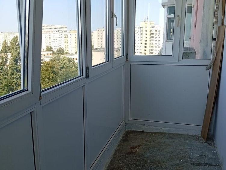 Apartament cu 2 camere semidecomandat în Fundeni