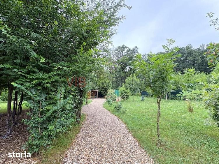 Teren de 1295 mp, în Snagov