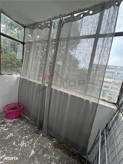 Apartament cu 2 camere în Podu Roș