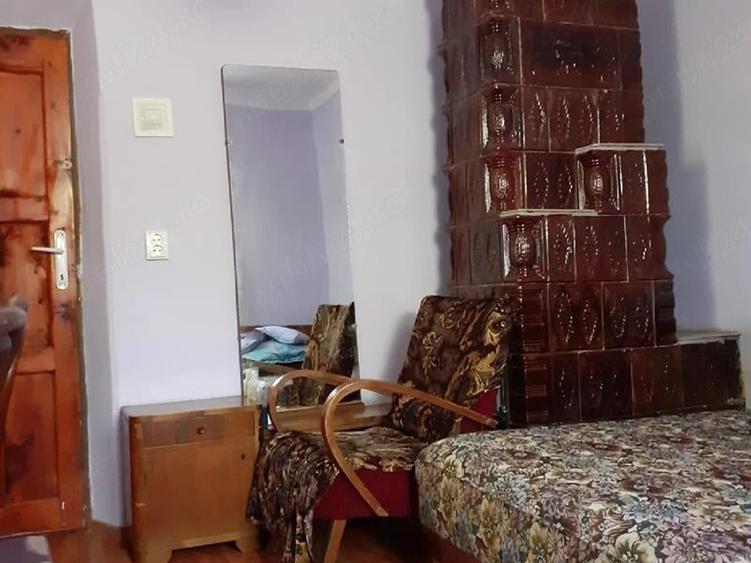 Casă individuală cu 2 camere cu Teren 2930 Mp în Valea Stanciului