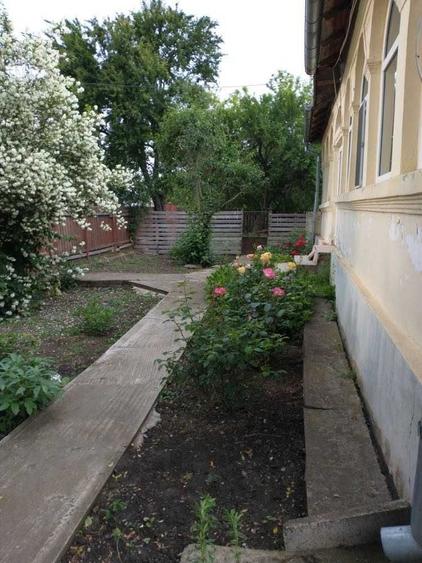 Casă cu 4 camere în Bogdana