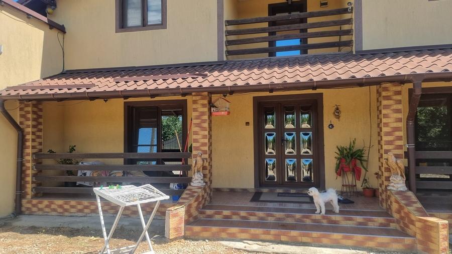 Casă individuală cu 6 camere cu Garaj în Braniștea