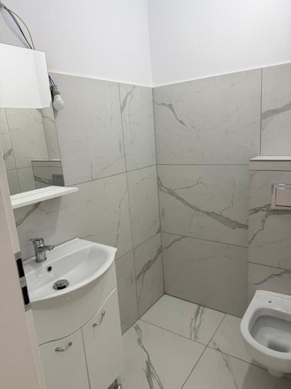 Casă individuală cu 4 camere cu Canalizare în Giroc