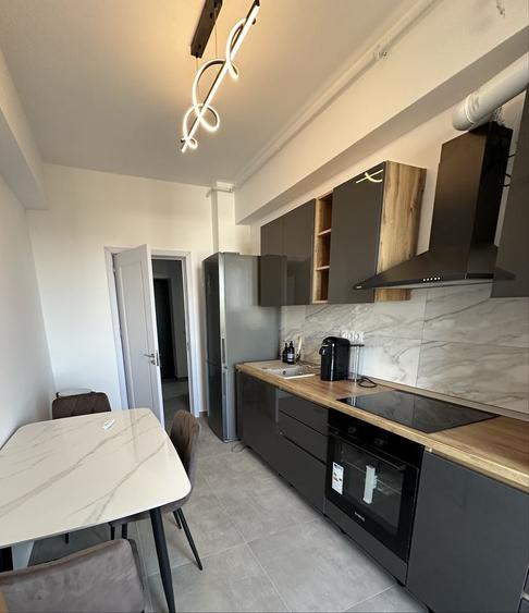 Apartament cu 2 camere decomandat în Exterior Vest