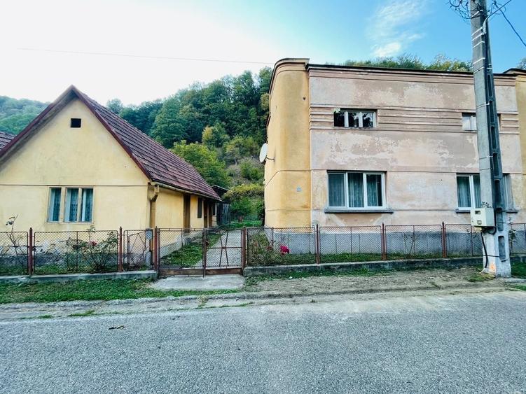 Casă cu 3 camere în Nădrag