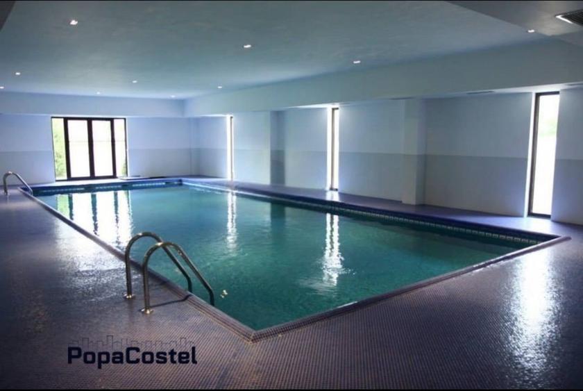 Apartament cu 4 camere decomandat, mobilat în Otopeni