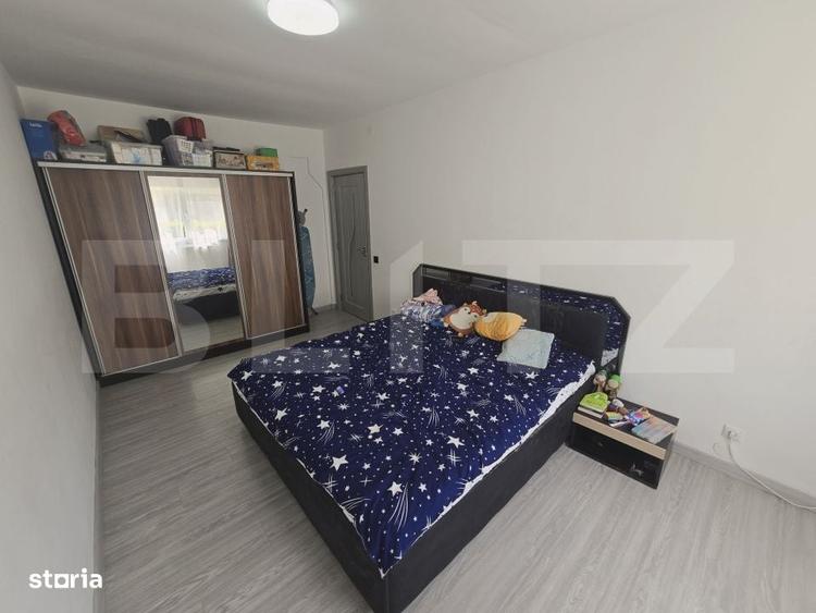 Apartament cu 3 camere semidecomandat în Sânnicoară