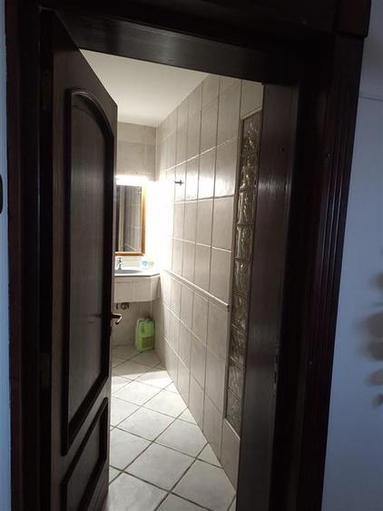 Apartament cu 3 camere decomandat, mobilat în Târgu Cucu