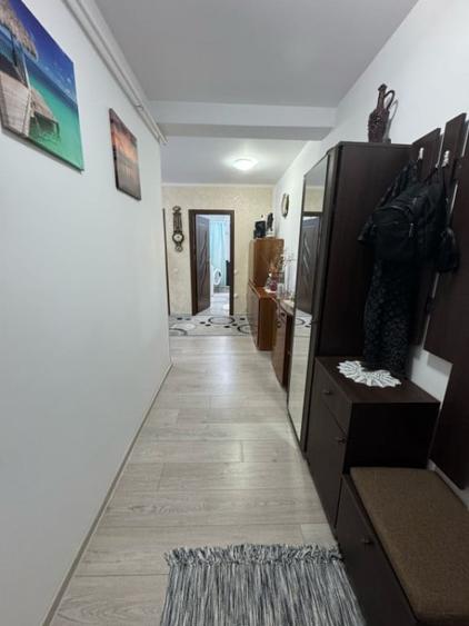 Apartament cu 2 camere decomandat în Florești — fotografia 1