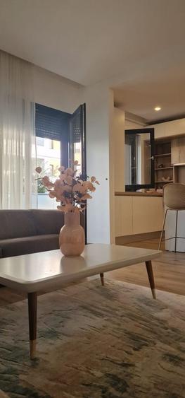 Apartament cu 2 camere, mobilat în Dumbrăvița