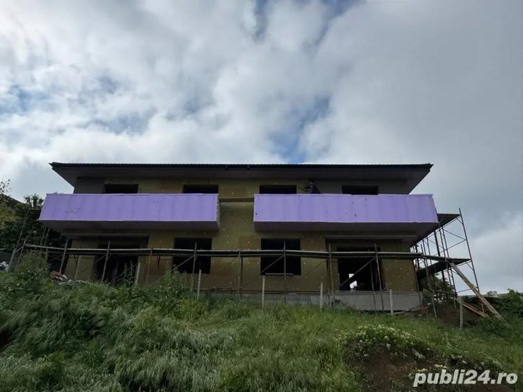 Casă cu 4 camere cu Teren 350 Mp în Vișan