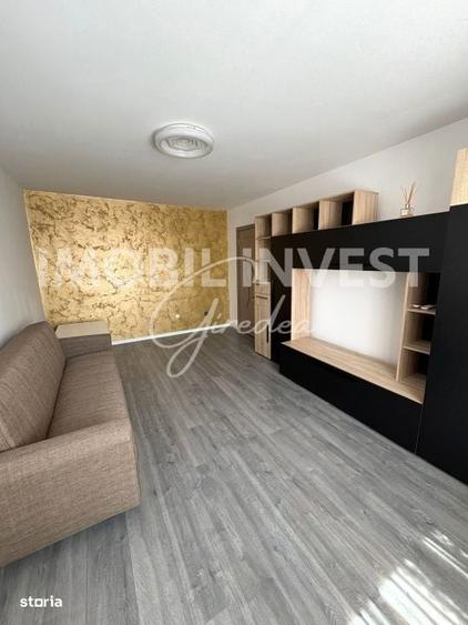 Apartament cu 3 camere în Cetate — fotografia 3