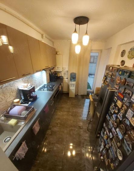 Penthouse cu 3 camere decomandat, mobilat în Berceni