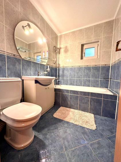 Apartament cu 3 camere decomandat în Gară