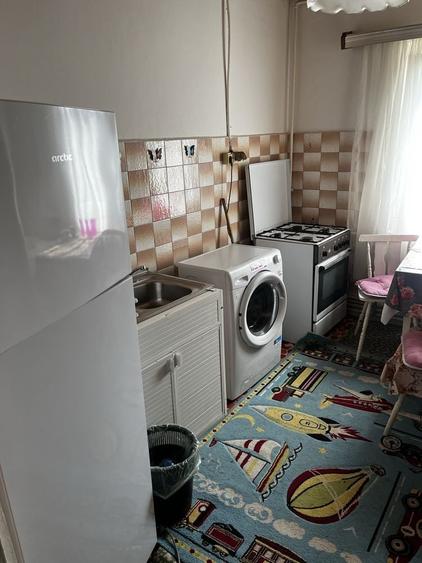 Apartament cu 2 camere semidecomandat în Șagului