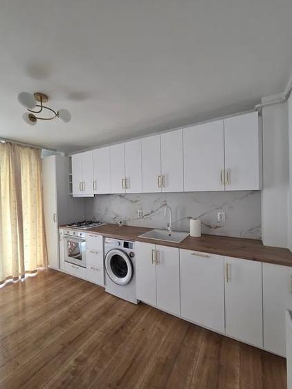 Apartament cu 2 camere, terasă generoasă și parcare subterană – Str. Sub Cetate - 5