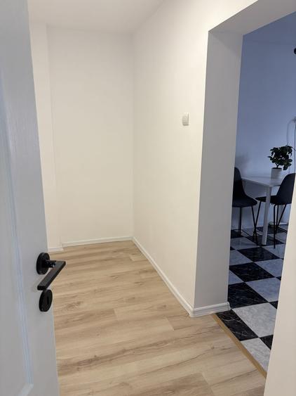 Casă cu 3 camere cu Teren 300 Mp în Central