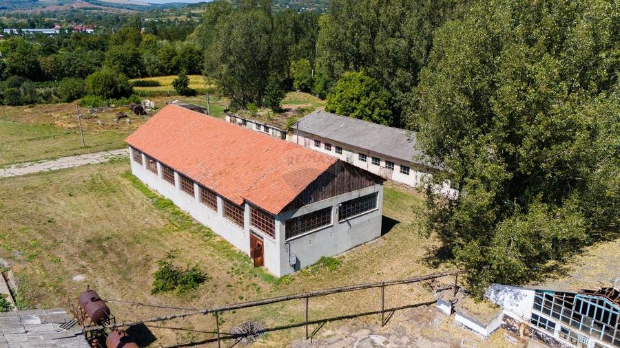 Spațiu industrial, de 3,139 mp, în Răducăneni