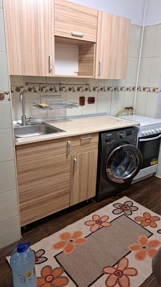 Apartament cu 2 camere decomandat în Vest