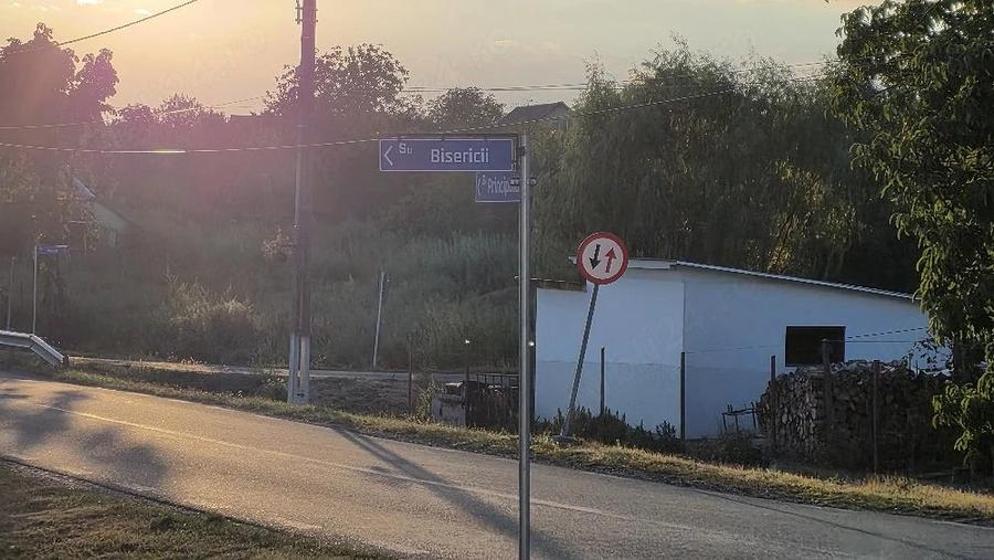 Teren de 1092 mp, în Ianova
