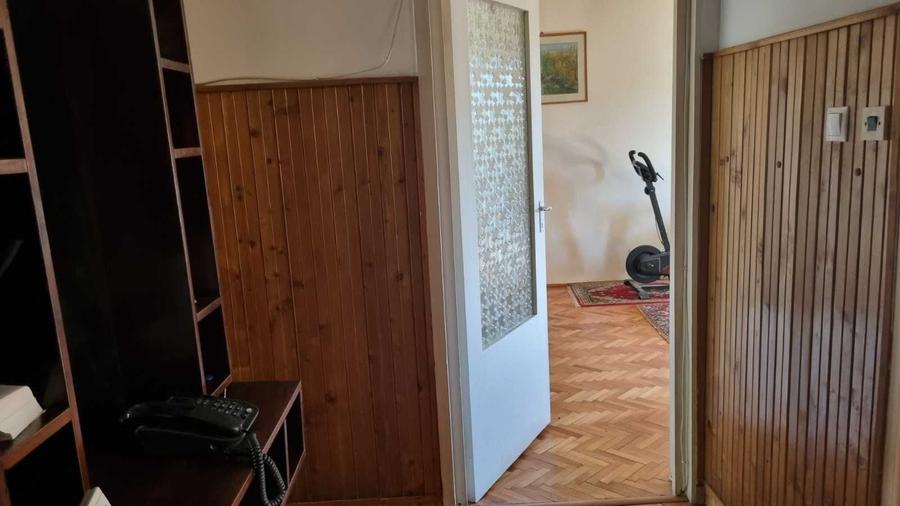 Apartament cu 3 camere decomandat în Zorilor
