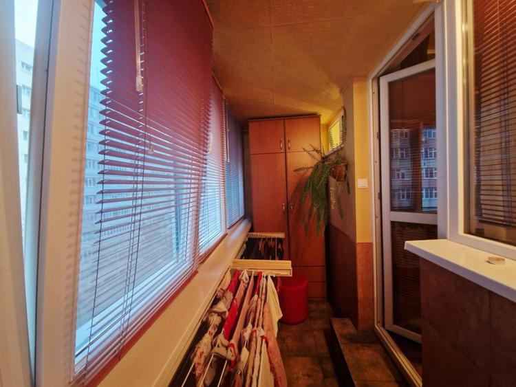 Apartament cu 3 camere decomandat, mobilat în Obor