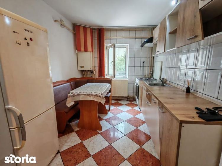 Apartament cu 2 camere semidecomandat în Mioriței