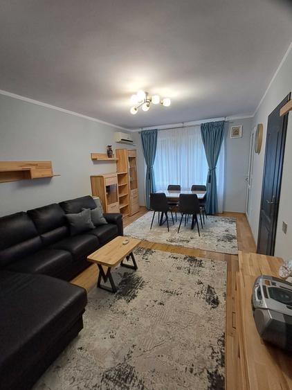 Apartament cu 2 camere semidecomandat în Ultracentral