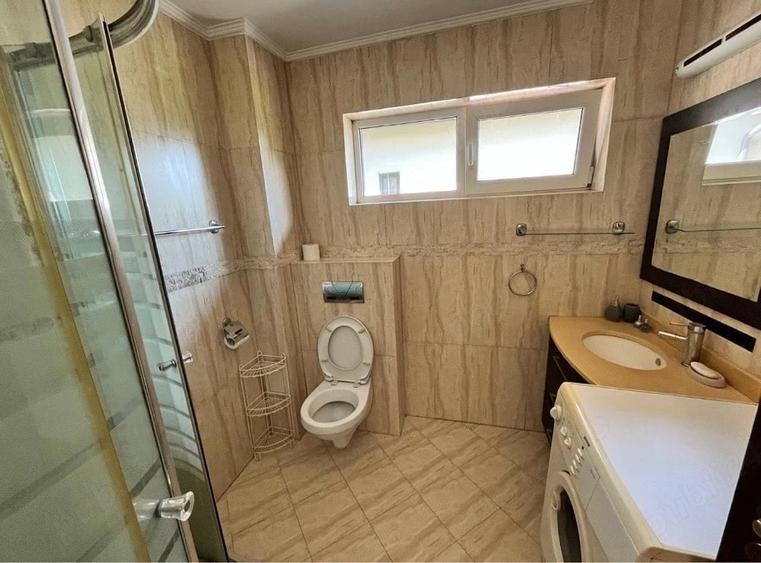 Apartament cu 3 camere decomandat în Bună Ziua