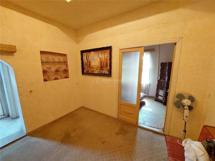 Apartament cu 2 camere decomandat în Ultracentral