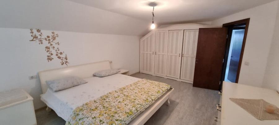 Casă cu 5 camere cu Teren 2040 Mp în Central